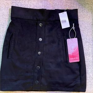 Dry Goods Fashion on Earth sueded snap front mini skirt